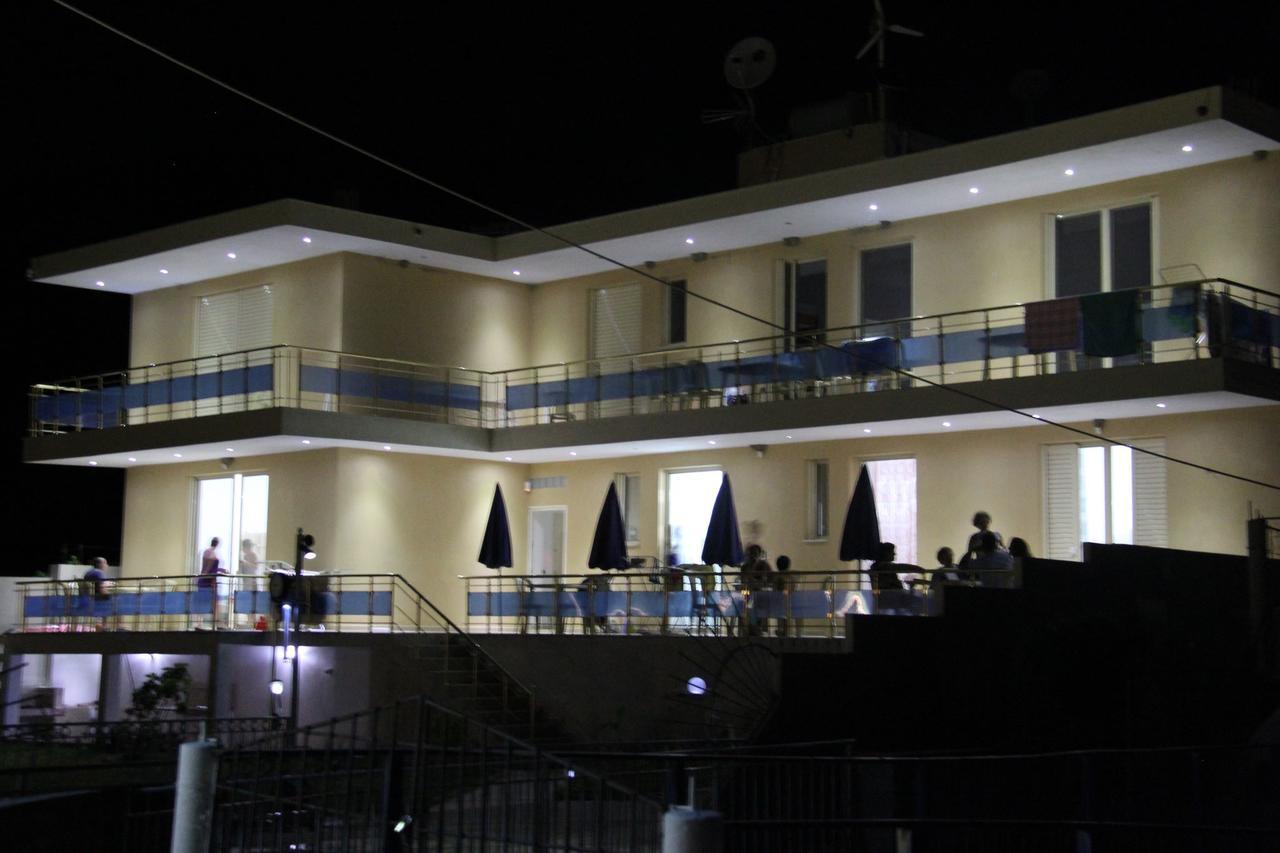 Vila Hadhri Borsh Exterior foto
