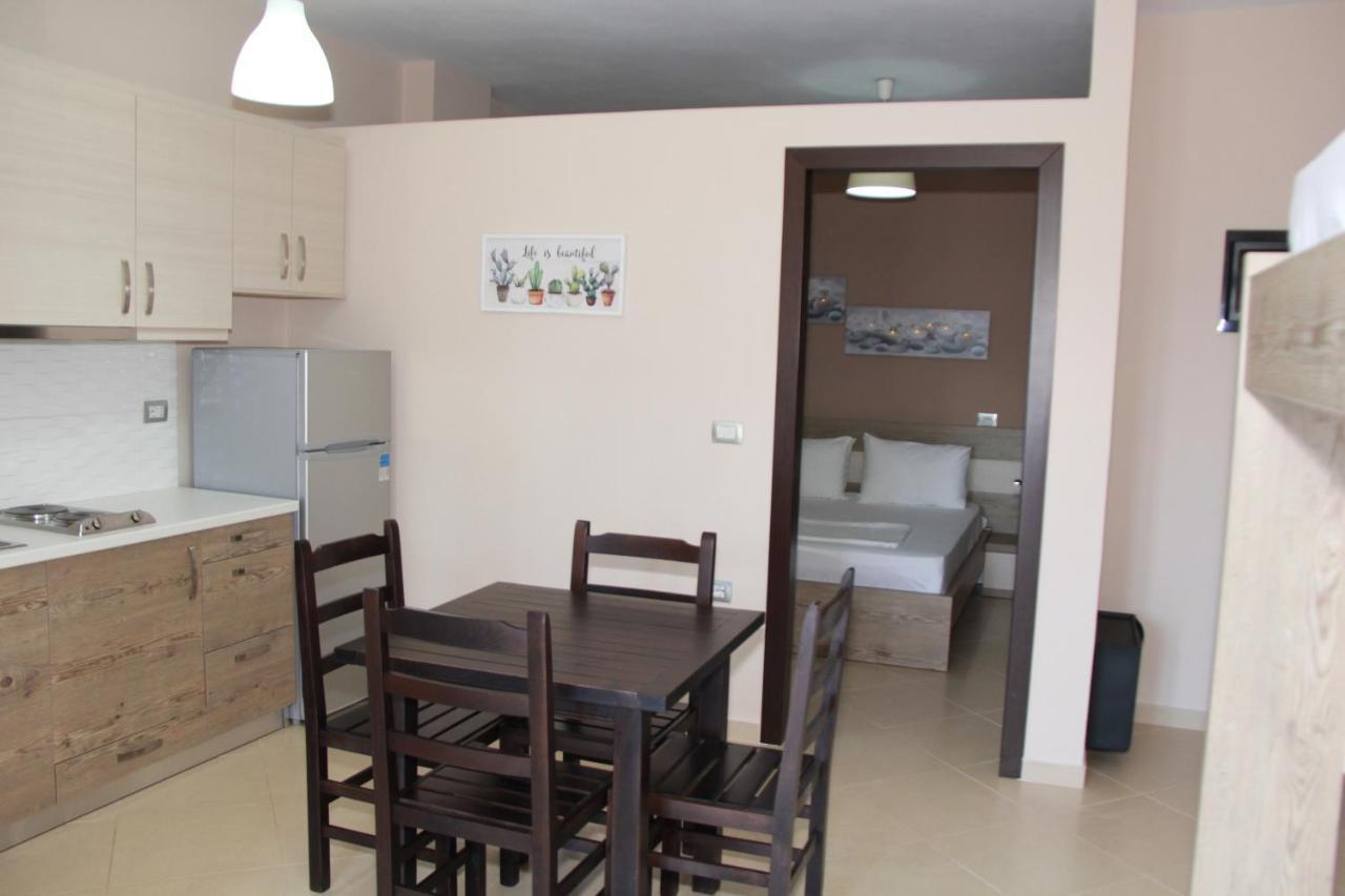 Vila Hadhri Borsh Exterior foto